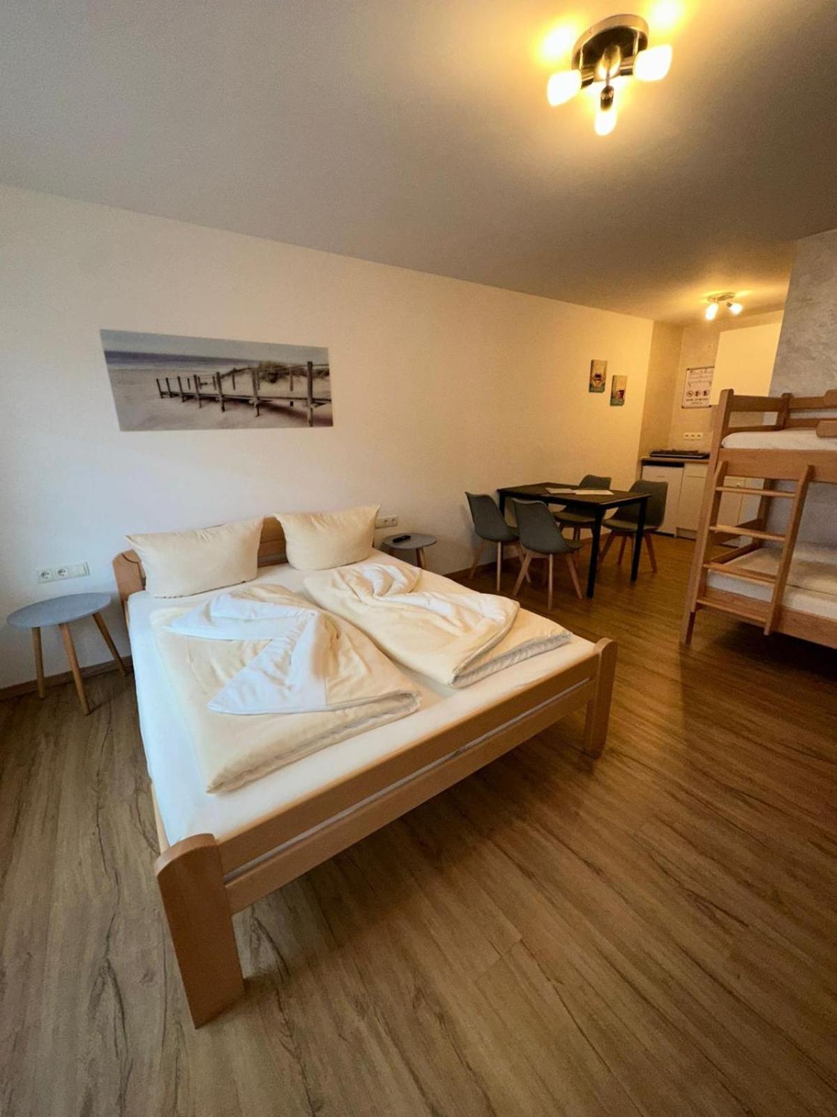 Marianna Apartments Weimer Rust Luaran gambar