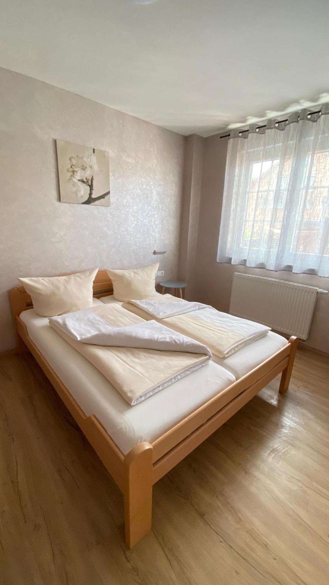 Marianna Apartments Weimer Rust Luaran gambar